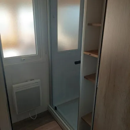 Mobilhome 4etoiles 营地